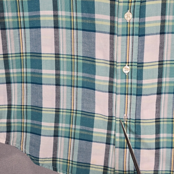 Vintage Woolrich Men's Green  Plaid Short Sleeve Button Up Shirt Size M - Picture 3 of 11